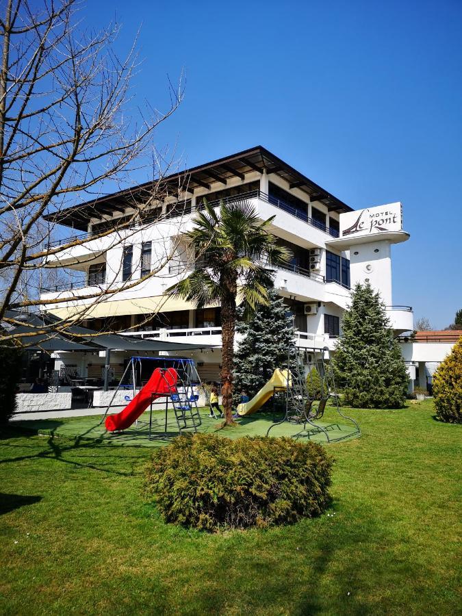 Hotel Le Pont Prijedor Bagian luar foto