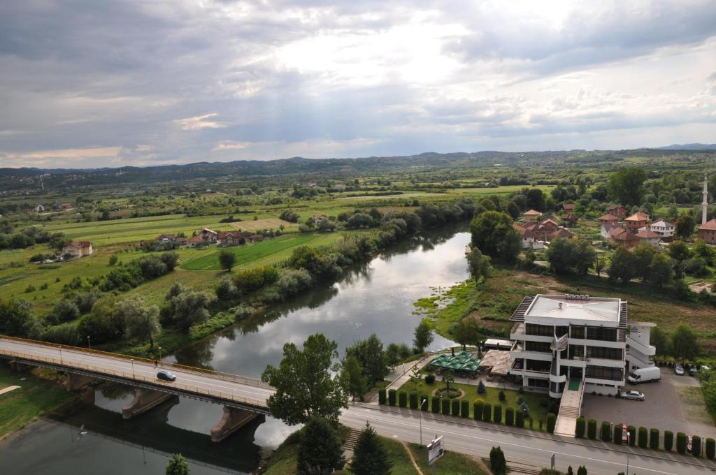 Hotel Le Pont Prijedor Ruang foto