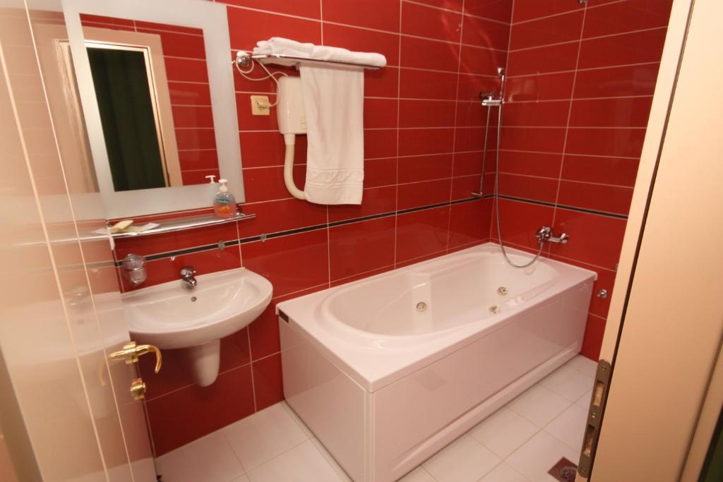 Hotel Le Pont Prijedor Ruang foto