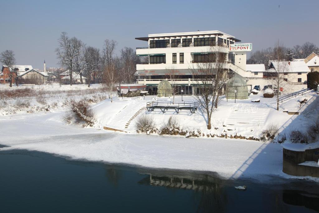 Hotel Le Pont Prijedor Bagian luar foto